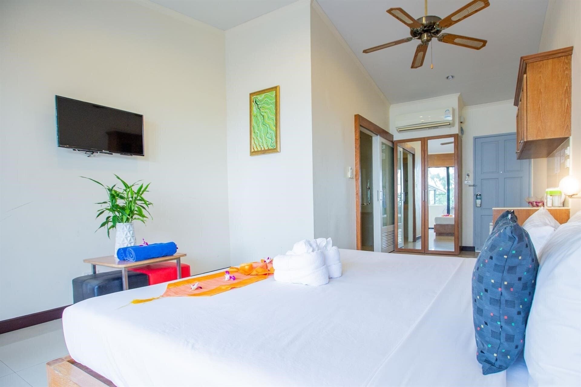 Картинка In on the Beach 3*